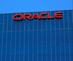 Descubra como comprar ações da Oracle passo a passo: escolha uma corretora, abra sua conta, deposite fundos e faça seu primeiro investimento com confiança.